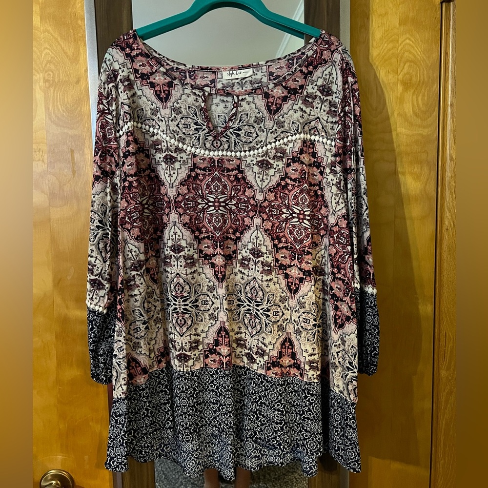Style and Co. Size XL. Navy blue, pink, white.